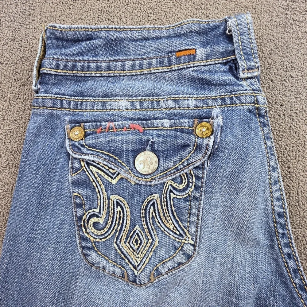Mek Denim step into